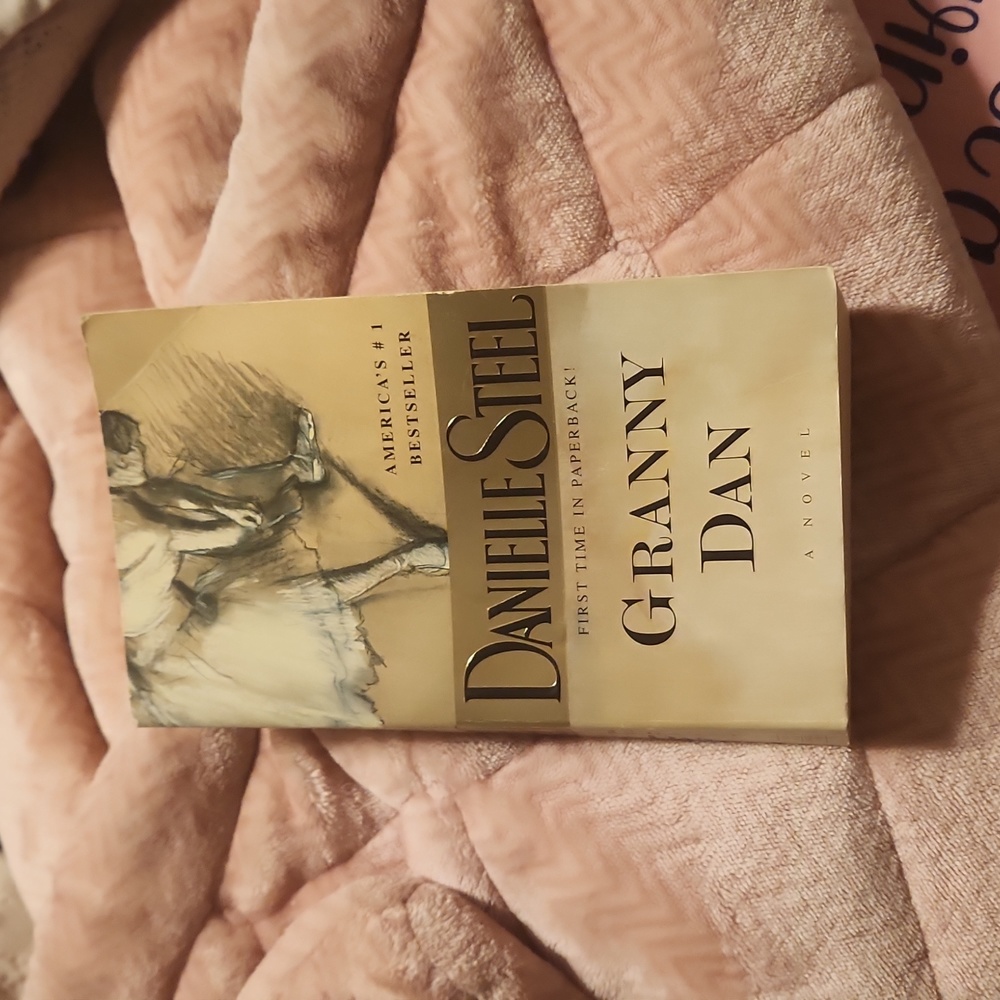 BOOK: GRANNY DAN